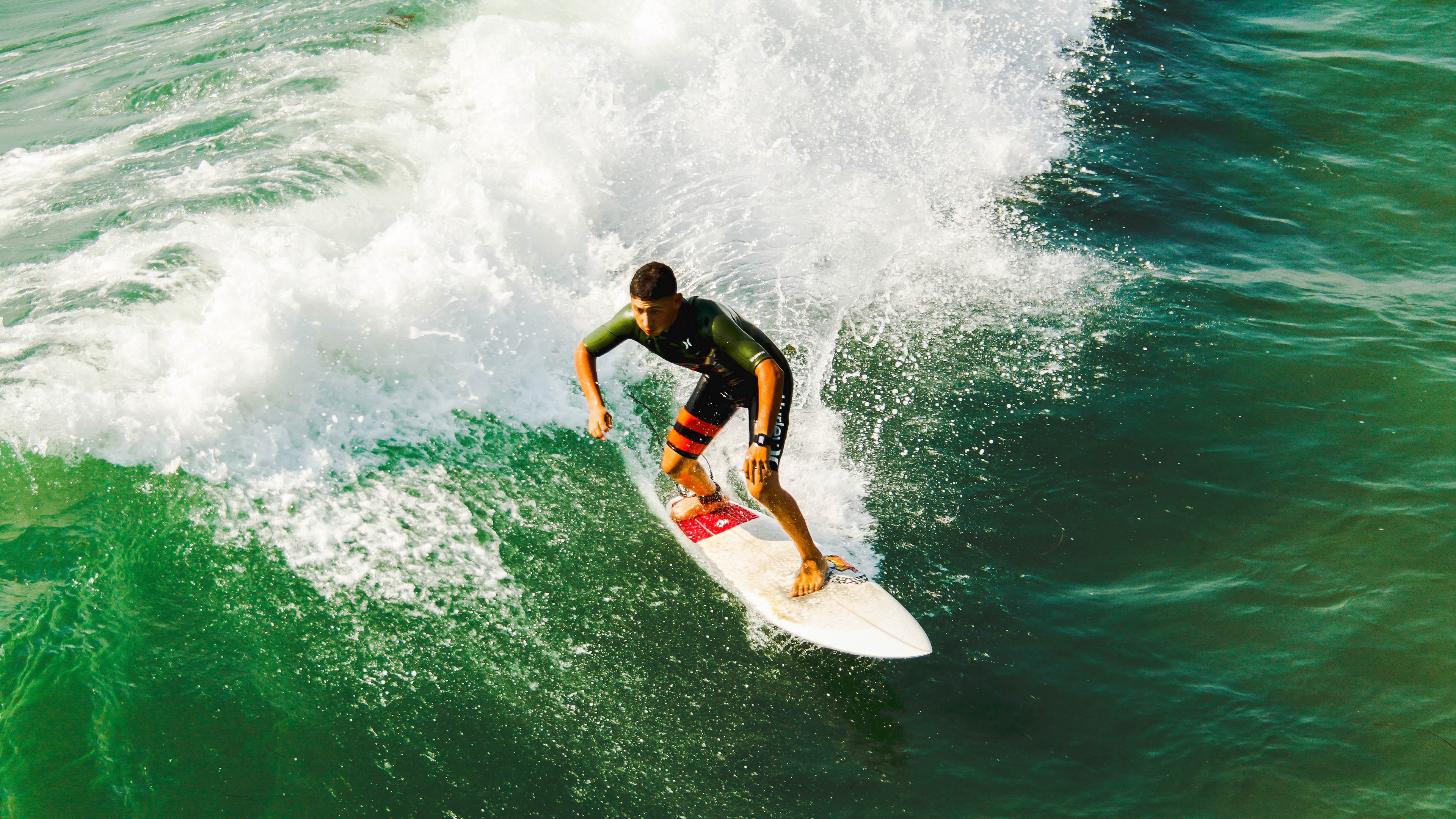 亚冠联赛中国女足战胜 球迷为姑娘们喝彩,中国女足亚洲杯战绩