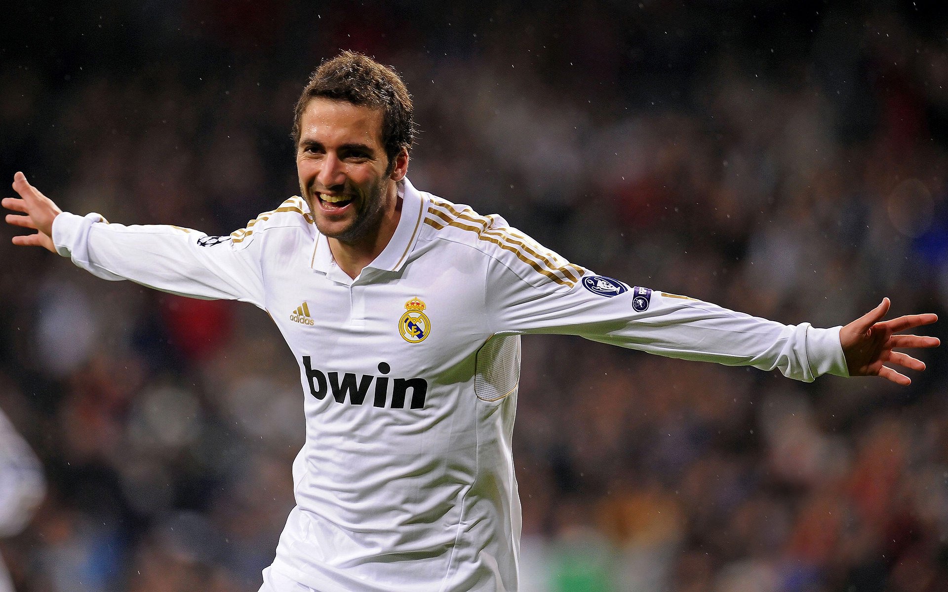 星空体育全站app-体育评论如何看待体育精神与商业化的碰撞，体育评论如何看待体育精神与商业化的碰撞