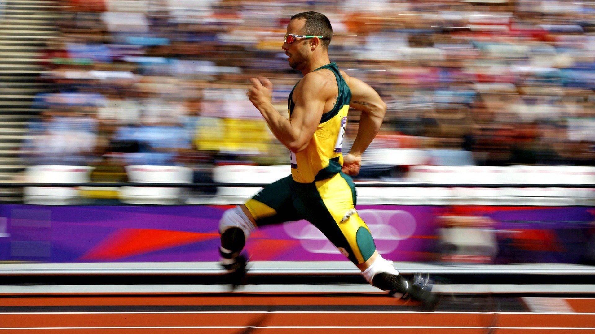 格林伍德全场防守表现稳健,成为袋鼠队攻防转换的关键节点,格林伍德球员